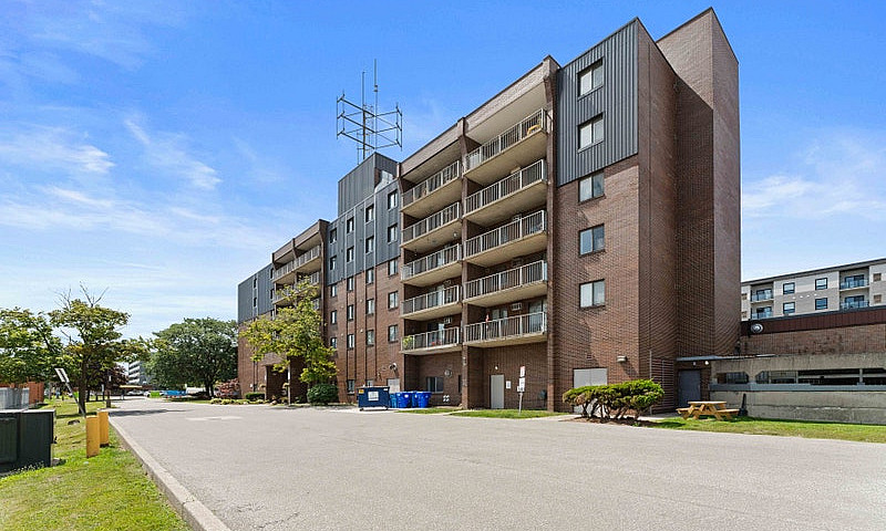 Tecumseh 1 Bedroom A...
