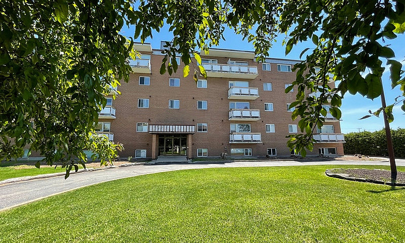 2 Bedroom Apartment ...