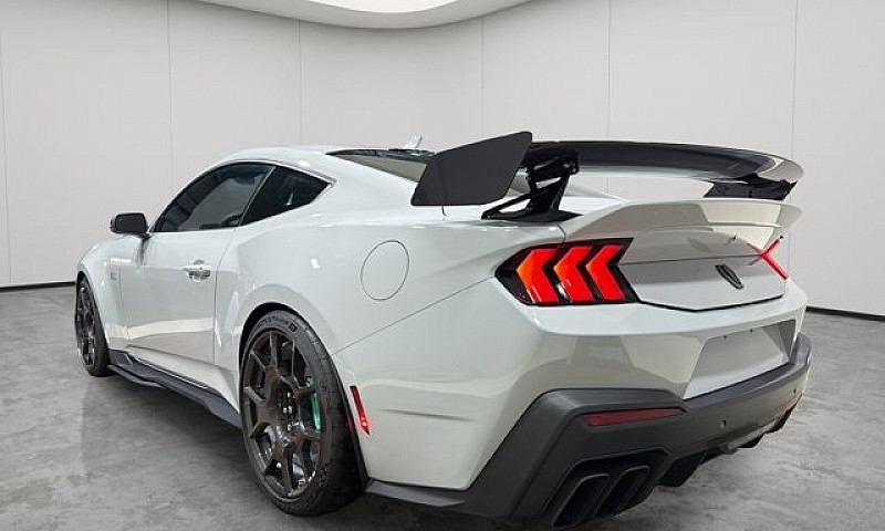 2026 Ford Mustang Da...