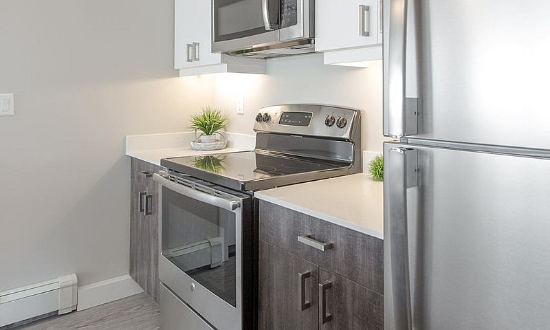 1 Bedroom, 1 Bathroo...