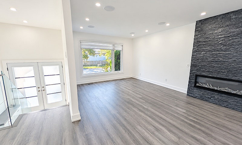 2474 Bridge St, Oakv...