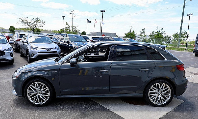 2017 Audi A3 E-Tron ...