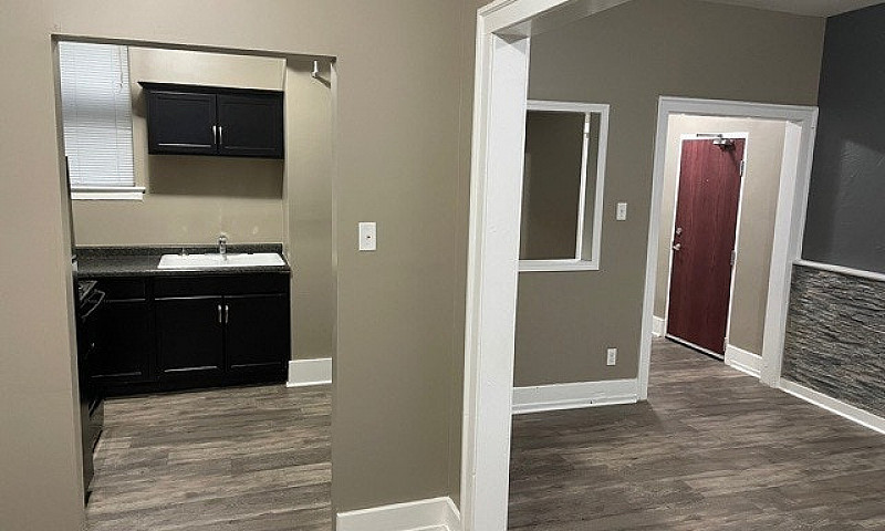 190 Balmoral - 1 Br ...