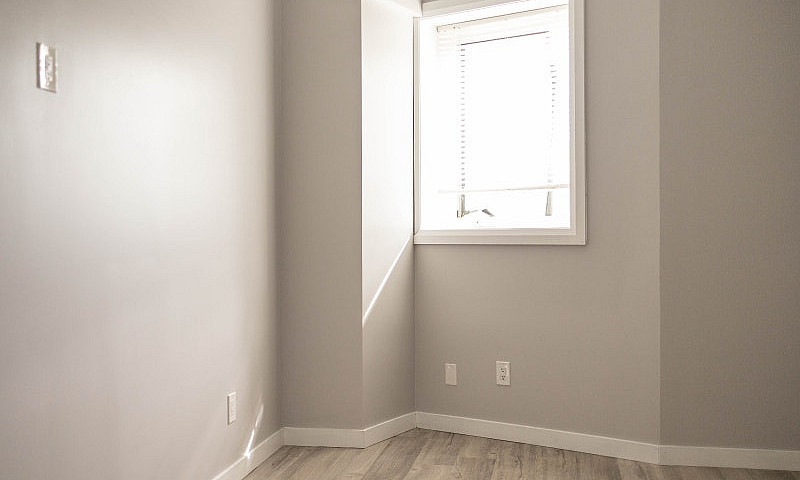 2-Bedroom 1 Bathroom...
