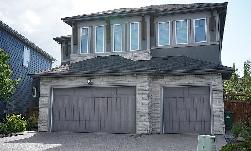 4 Bed 3.5 Bath Unit ...