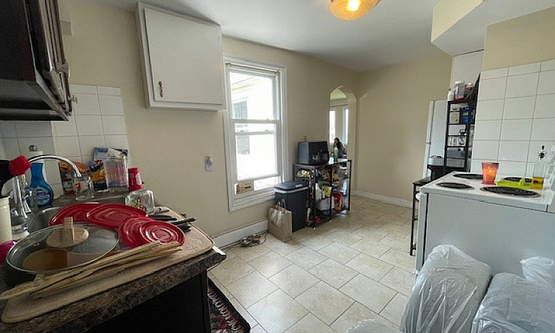 Quaint 2 Bedroom, 1 ...