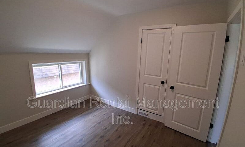 1 Bedroom, 1 Bath Un...