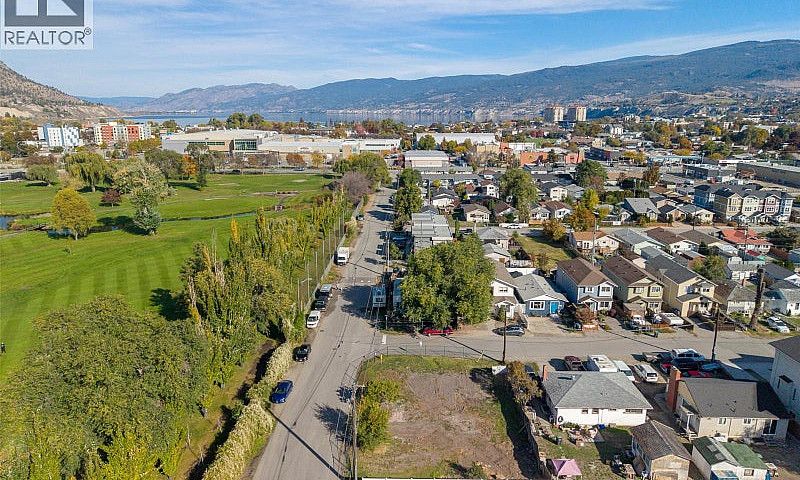 794 Kamloops Avenue ...