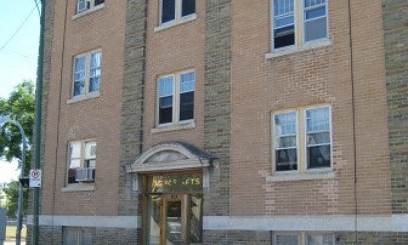 455 Agnes - 1 Br -  ...