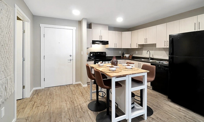 Pet-Friendly One Bed...