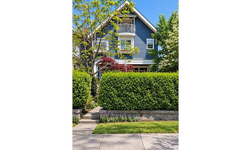 1951 Napier Street V...