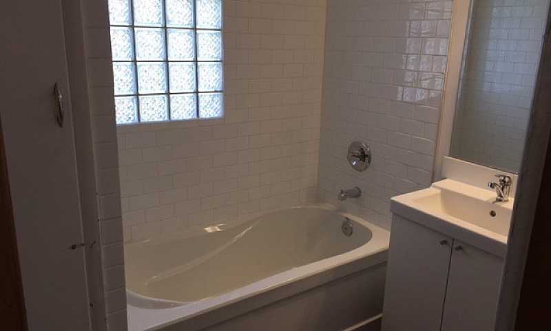 3 Beds, 1 Bath Main ...
