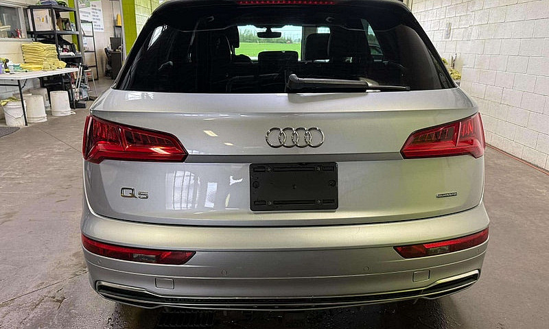 2019 Audi Q5 Progres...