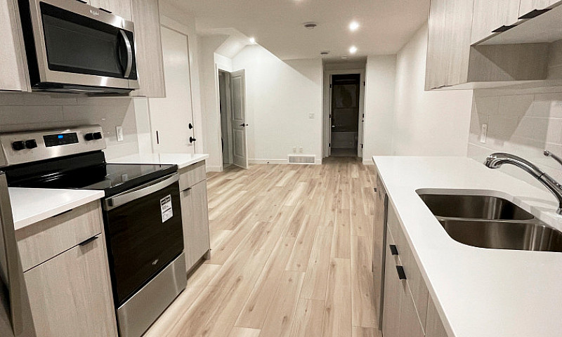 1 Bedroom, 1 Bath Ba...