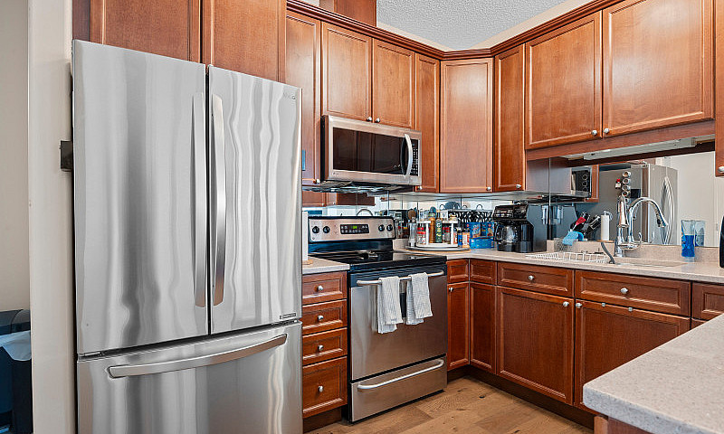 Modern 2 Bed 2 Bath ...