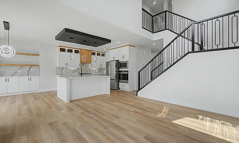 4 Bed Fenwyck Home O...