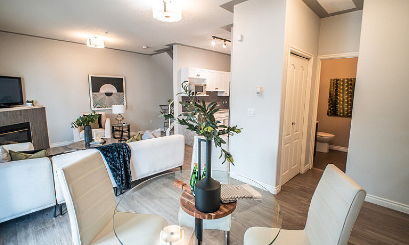 Beautiful - 2 Bed 2 ...