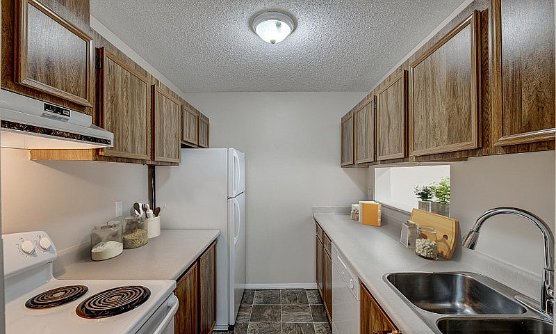 2 Bedroom - 3424 52 ...