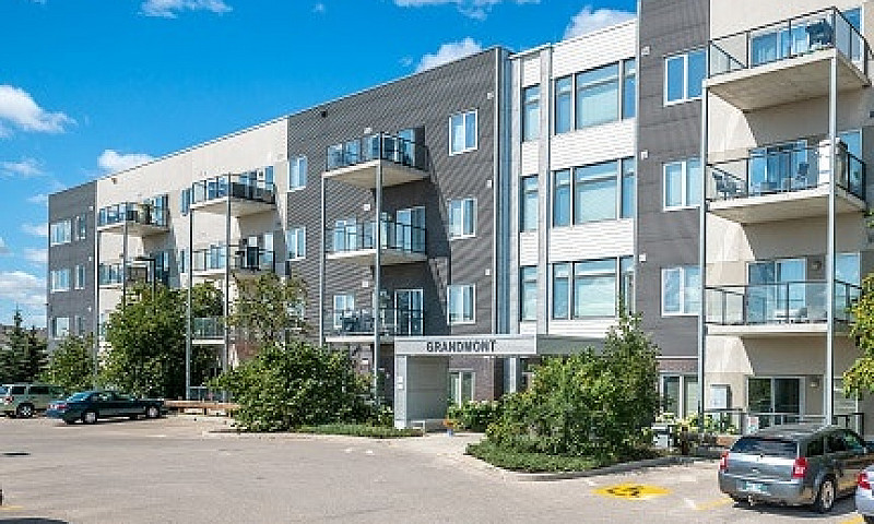 3299 Pembina Hwy- Gr...