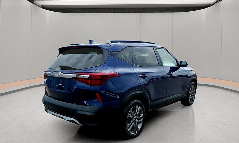 2022 Kia Seltos Lx A...
