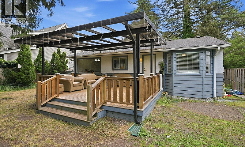 5857 16 Avenue Delta...