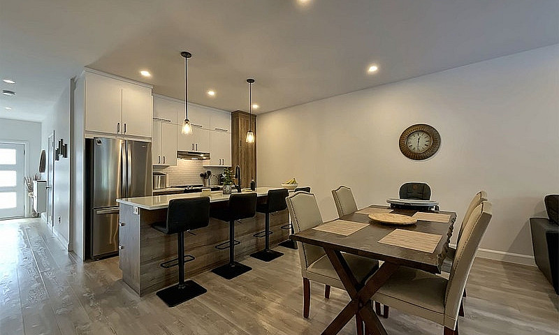 $339,900 - Semi-Deta...