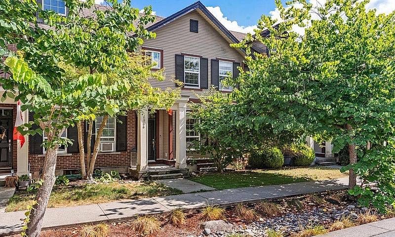 6944 208A Street Lan...
