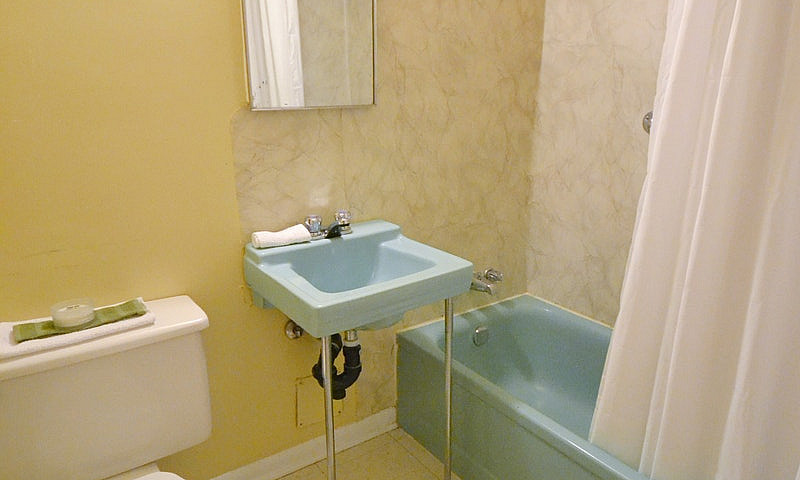 1 Bedroom - Start Th...