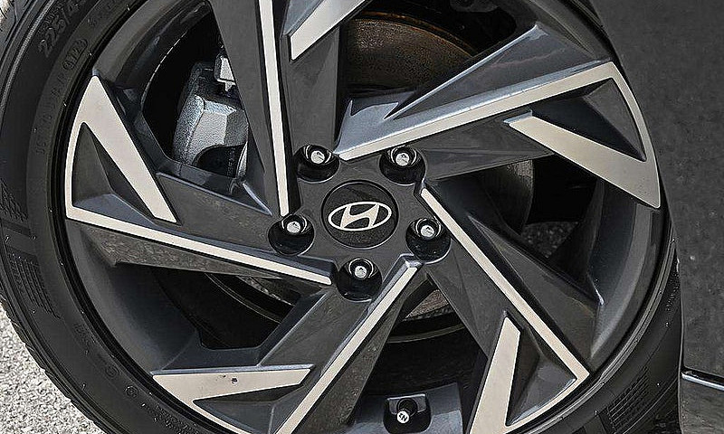2026 Hyundai Elantra...