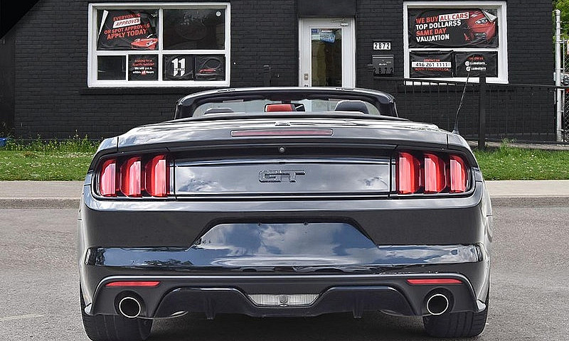 2016 Ford Mustang 2D...