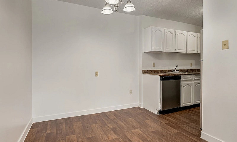 Comfortable Living I...