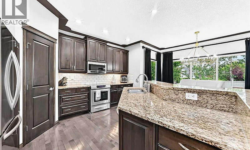 188 Hawkmere Way Che...
