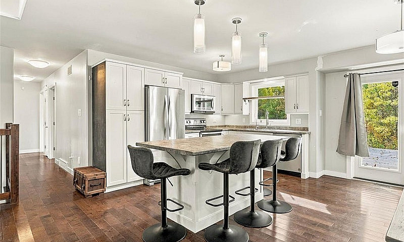 16 Millar Drive Ste ...