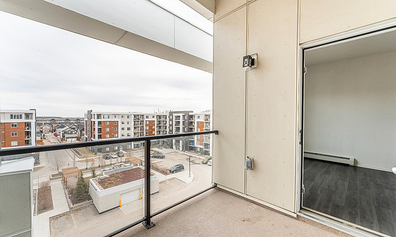 2 Bed 2 Bath Condo D...
