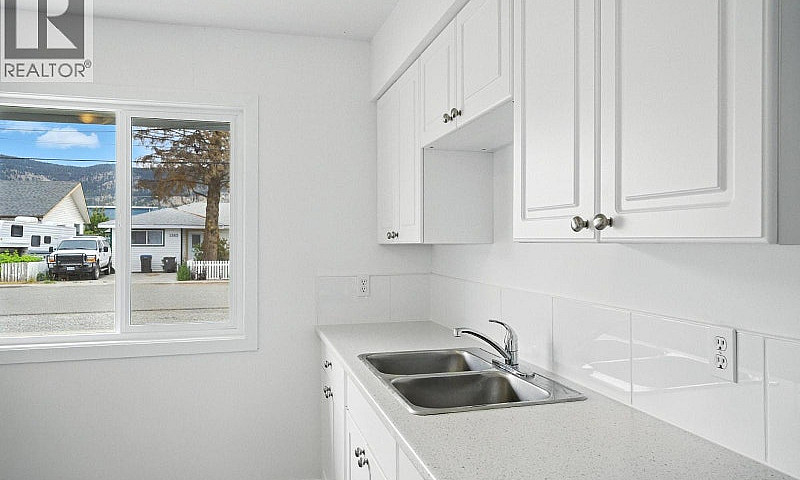 2564 Coutlee Avenue ...