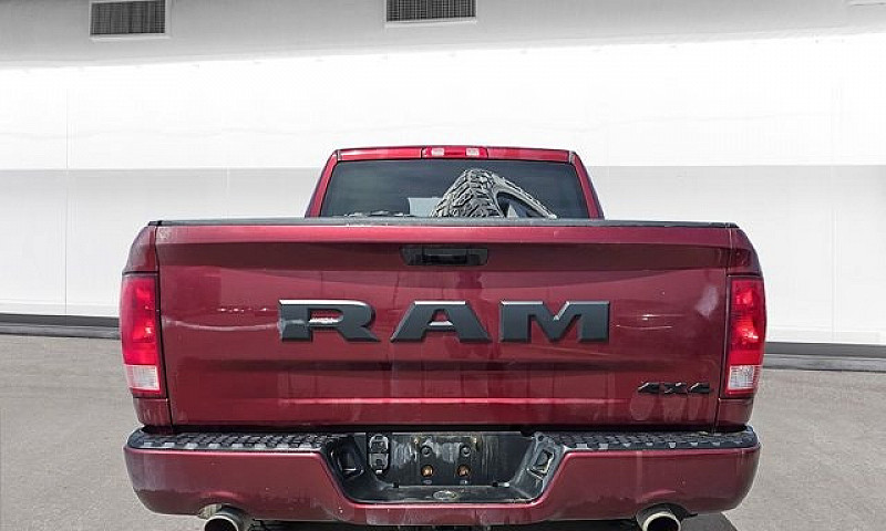 2021 Ram 1500 Classi...