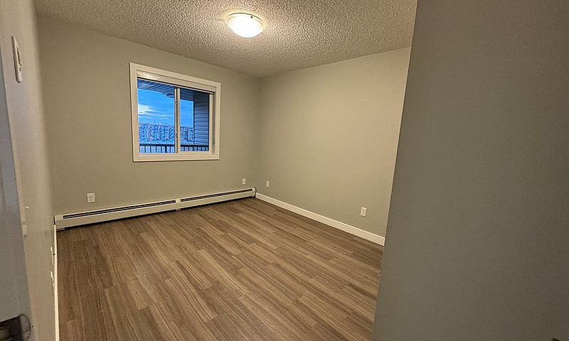 2 Bedroom 2 Bath - H...