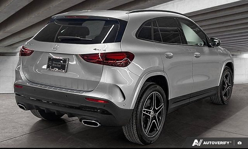 2026 Mercedes-Benz G...