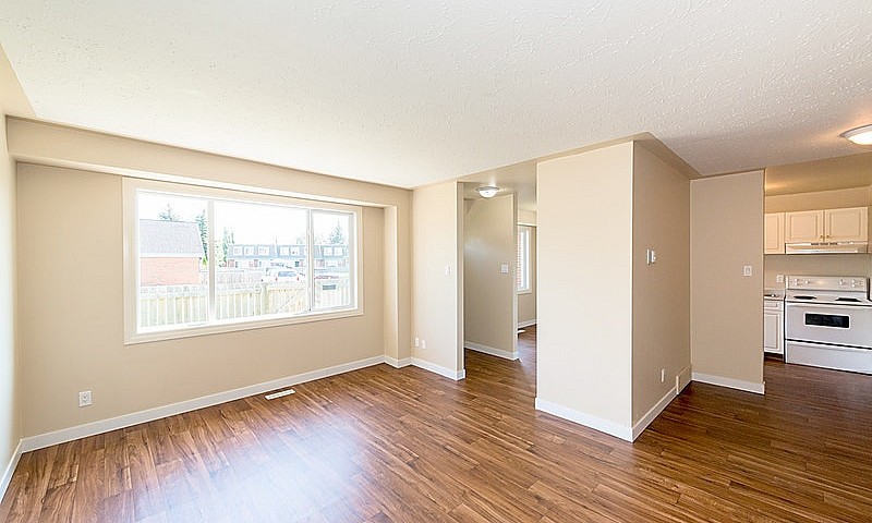3 Bedroom Townhouse ...
