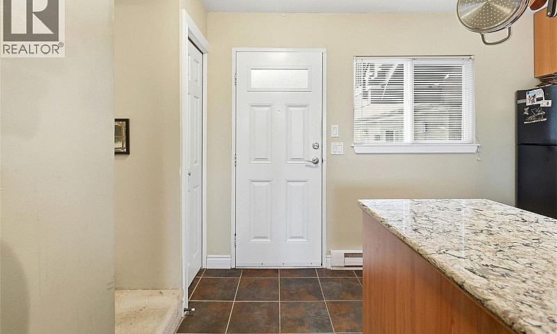 207 991 Cloverdale A...