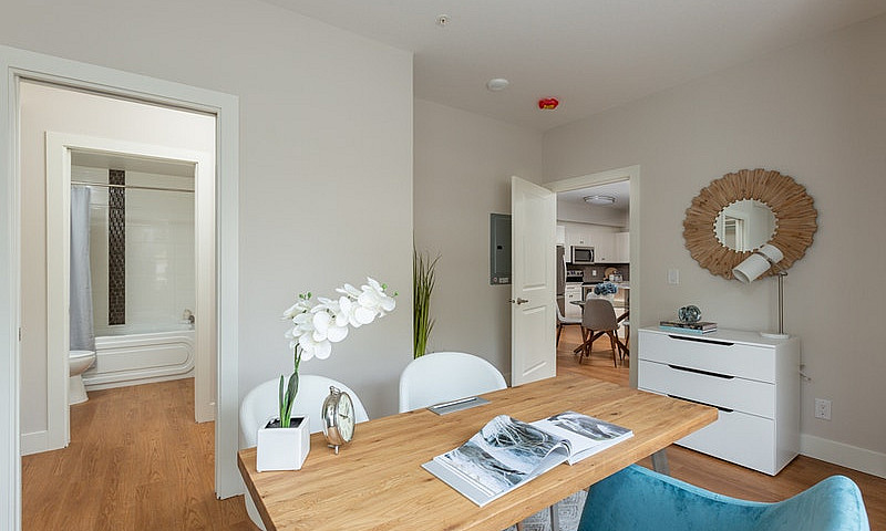 Rare 3 Bdrm Apartmen...