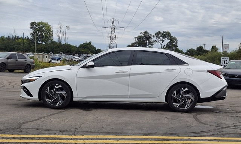 2024 Hyundai Elantra...
