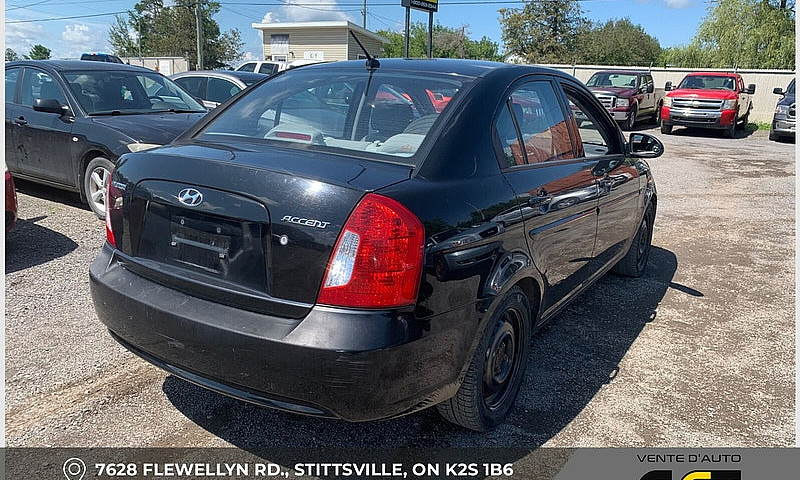 2009 Hyundai Accent ...
