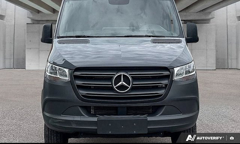 2023 Mercedes-Benz S...