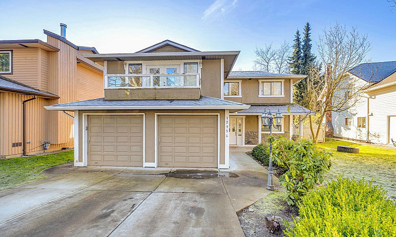 12954 61 Avenue Surr...