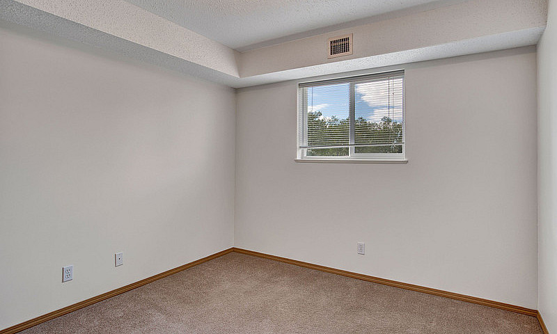2 Bed X 1 Bath Apart...