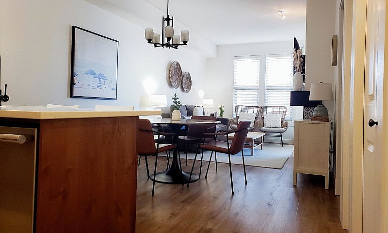 1 Bedroom Resort Con...