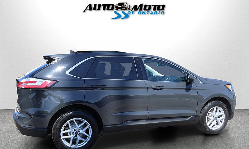 2021 Ford Edge...
