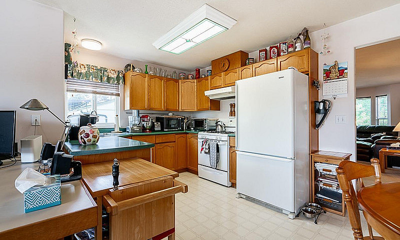 27296 29A Avenue Lan...