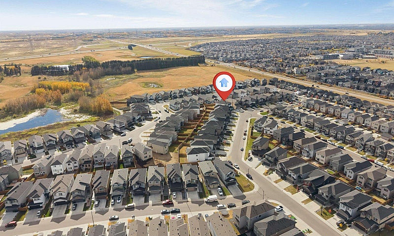 1428 11 Av Nw Edmont...